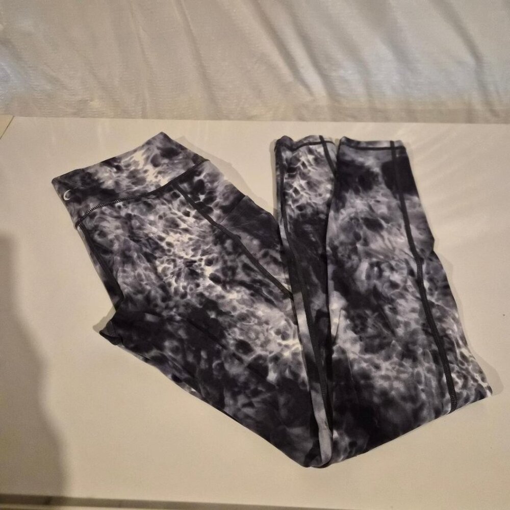 Zyia black/grey pocket Light N Tight leggings 26"